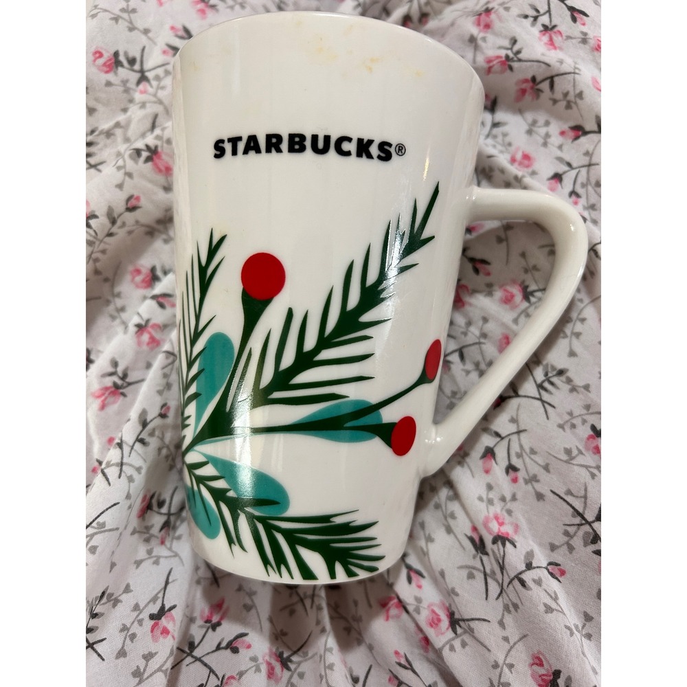 Starbucks 2020 Holiday Coffee Mug 12oz White Ceramic Evergreen Red Berry Design
